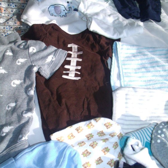 Tons of cute Baby Boy Newborn 0-3, 3 mo Spring Clothes Lot bundle!! - Picture 8 of 8